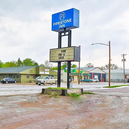 Oyo Hotel Pipestone Mn, Canterbury Park Exterior foto
